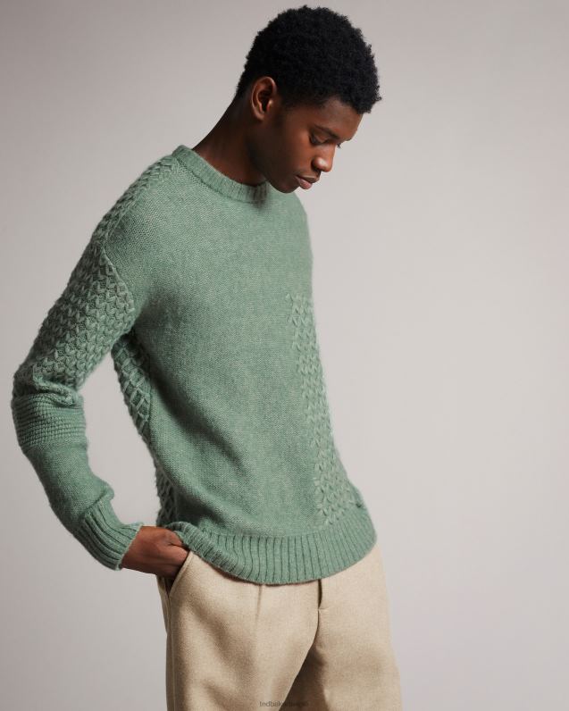 gebreide kleding Eigenzinnige elegantie Ted Baker Belgie Ted Baker portemonnee heeft wereldwijde erkenning gekregen